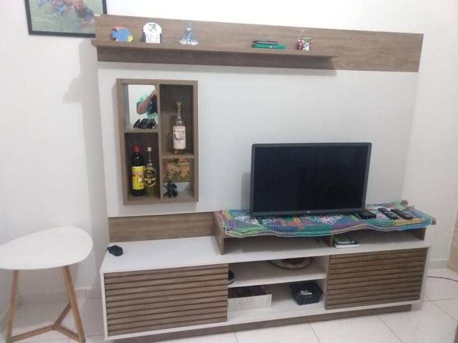 Casa Em Itanhaem Com 2 Quartos Garagem P 2 Carros, Churrasqueira, Piscina 200 M Da Praia Extérieur photo
